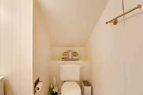 North Carolina Retreat - Deck, Grill & Creek Views