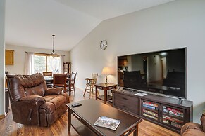 Sporty Blaine Home w/ Games ~ 2 Mi to Super Rink!