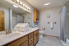 Sporty Blaine Home w/ Games ~ 2 Mi to Super Rink!