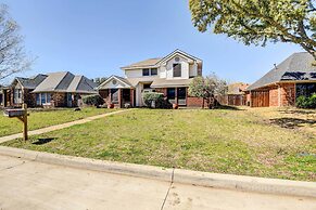 4 Mi to Joe Pool Lake: Home in Grand Prairie