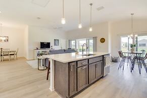 Bright Home in The Villages w/ Community Pool