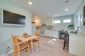 Bellevue Abode: Balcony, 13 Mi to Downtown Seattle