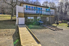 Pet-friendly Home w/ Grill & Farm in Meadowview!