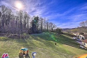 Pet-friendly Home w/ Grill & Farm in Meadowview!