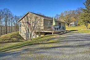 Berkeley Springs Vacation Home w/ Fire Pit!