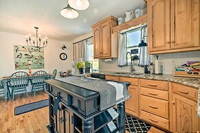 Berkeley Springs Vacation Home w/ Fire Pit!