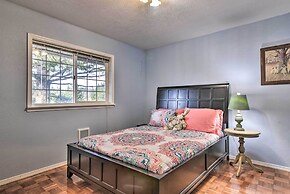 Pet-friendly La Center Home ~ 6 Mi to Casinos