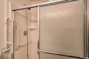 Pet-friendly La Center Home ~ 6 Mi to Casinos