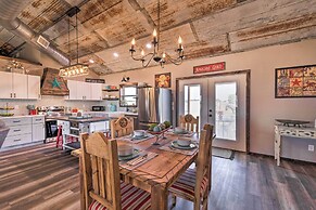 Modern Stephenville Farmhouse: 8 Mi to Dtwn!