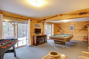 Cave Bay Vacation Rental w/ Game Room!