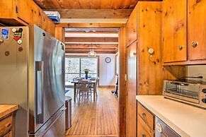 West Cornwall Cabin ~ 4 Mi to Covered Bridge!