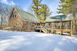 West Cornwall Cabin ~ 4 Mi to Covered Bridge!