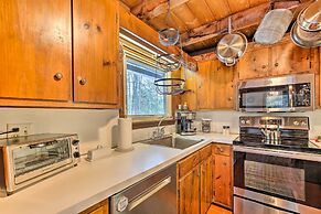 West Cornwall Cabin ~ 4 Mi to Covered Bridge!