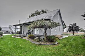 Cozy Goshen Farmhouse ~ 9 Mi to Amish Acres