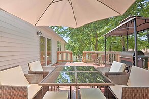 Pet-friendly Mechanicsville Retreat w/ Deck!