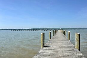 Pet-friendly Mechanicsville Retreat w/ Deck!