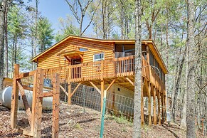 Stunning Murphy Cabin - 5 Mi to Cherokee Lake!