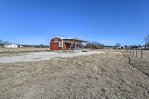 Boyd Countryside Cabin w/ Patio & Farm Views