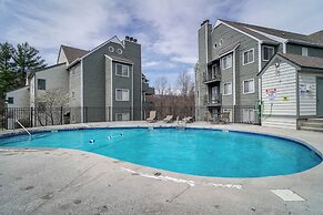 Lovely Gatlinburg Condo: Pool < 2 Mi to Tramway!