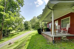 Maggie Valley Cottage Near Festival Grounds!
