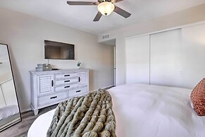 Stunning Sun Lakes Retreat < 1 Mi to Golfing!