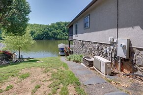 Waterfront Smith Mountain Lake Home w/ Boat Dock!