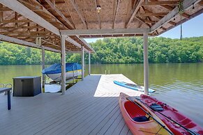 Waterfront Smith Mountain Lake Home w/ Boat Dock!