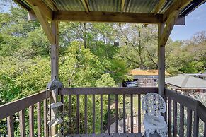 Ocean Isle Apartment w/ Balcony, 1 Mi to Beach!