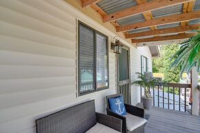 Ocean Isle Apartment w/ Balcony, 1 Mi to Beach!