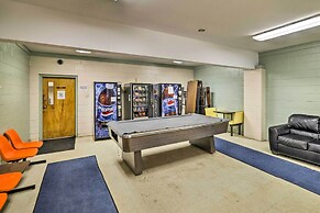 Hot Tub + Deck: Pet-friendly Poconos Getaway!