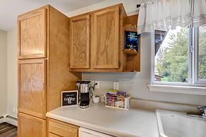 Anchorage Retreat < 5 Mi to Hilltop Ski Area!