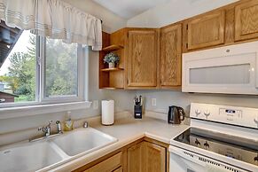 Anchorage Retreat < 5 Mi to Hilltop Ski Area!