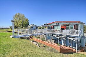 Bethel Island Retreat w/ Private Boat Slip!