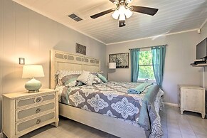 Rainbow River Oasis w/ Kayaks + Furnished Sunroom!