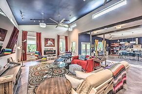 Casa Patron Home < 10 Mi to Hiking & Casinos