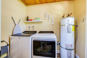 Groveland Home - Walk to Pine Mountain Lake!