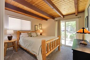 Groveland Home - Walk to Pine Mountain Lake!