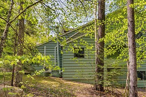 Bartlett Townhome w/ Balcony: 1 Mi to Ski Resort!