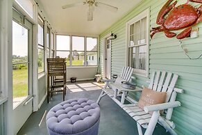 Waterfront Cottage in Piney Point w/ Kayaks!
