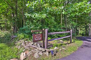 Secluded Leesburg Retreat w/ Private Hot Tub!