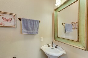 Pool & Hot Tub in Sunny Smithville Getaway!