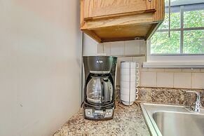 Charming Home < 6 Mi to Dtwn Birmingham!