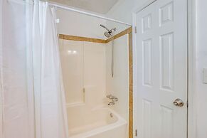 Charming Home < 6 Mi to Dtwn Birmingham!