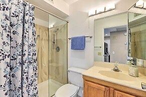 < 1 Mi to Golf: Home w/ Screened Porch in Sun City