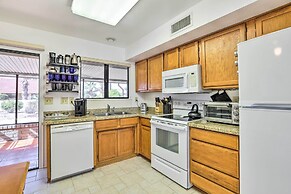 < 1 Mi to Golf: Home w/ Screened Porch in Sun City