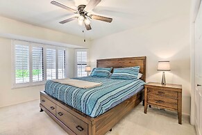 < 1 Mi to Golf: Home w/ Screened Porch in Sun City