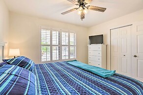 < 1 Mi to Golf: Home w/ Screened Porch in Sun City