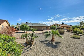 < 1 Mi to Golf: Home w/ Screened Porch in Sun City