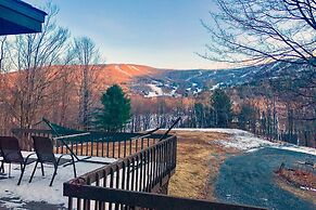 'the Mountain House:' Windham Retreat w/ Hot Tub!