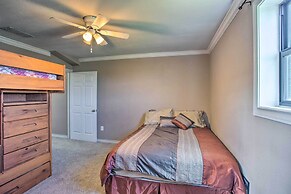 Remodeled Ranch Apt in Sanger: 12 Mi to Lake!